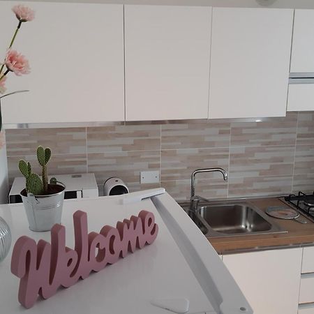 Sweet Home Apartment Riva del Garda Bagian luar foto